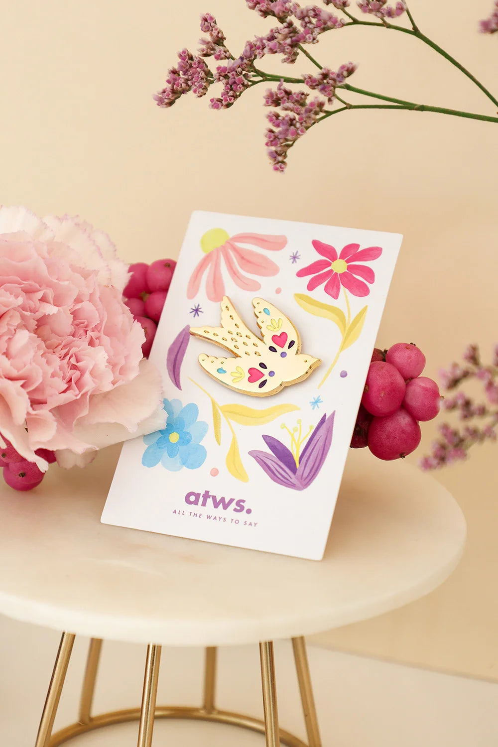 all-the-ways-to-say-lovebird-pin-s-oiseau-dor-34-mm image 5