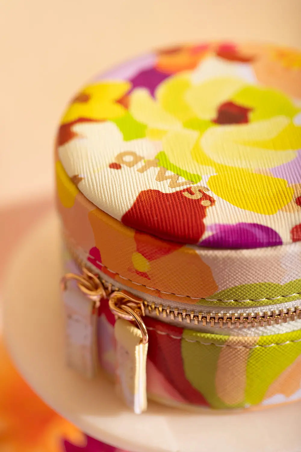 all-the-ways-to-say-spring-sweets-bo-te-bijoux-ronde-florale image 6