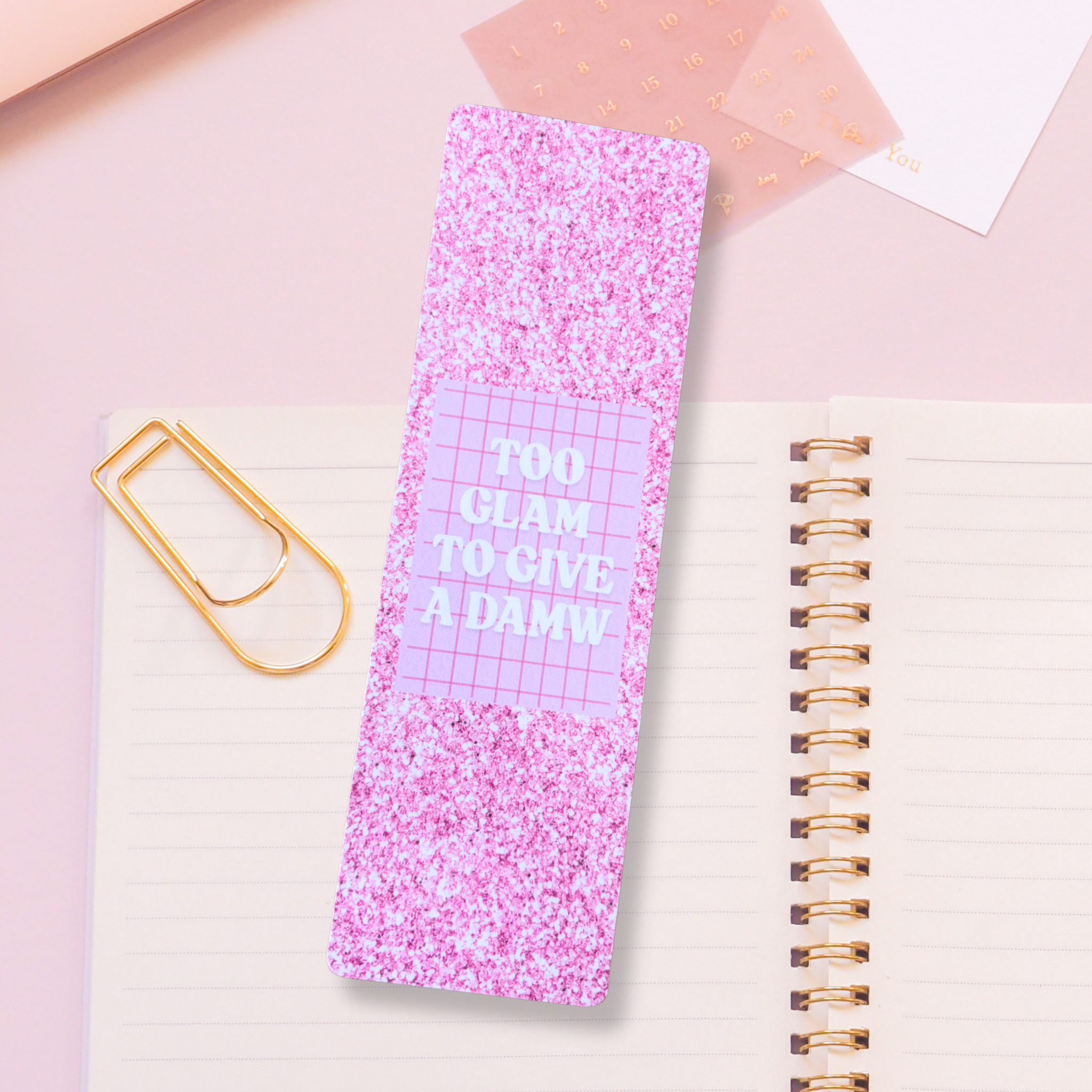 atelier-naholi-marque-page-too-glam-marque-page-paillettes-girly image 1