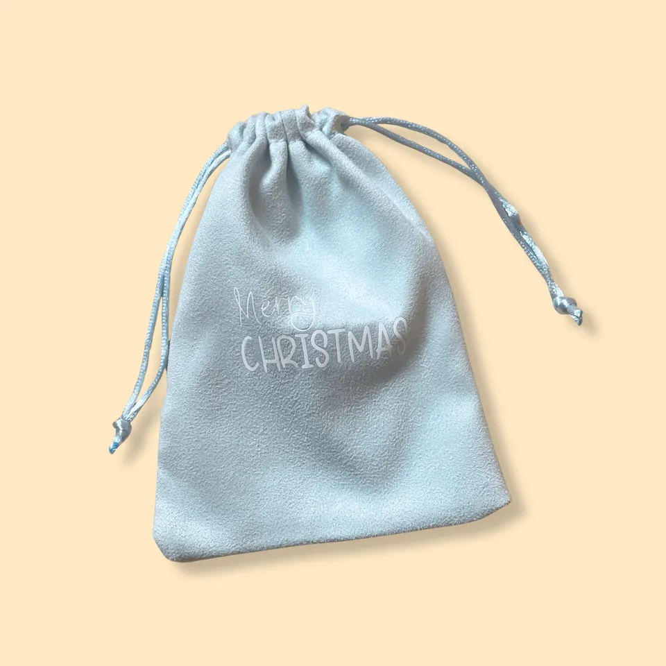 atelier-naholi-pochon-cadeau-merry-christmas-velours-bleu-ciel image 1