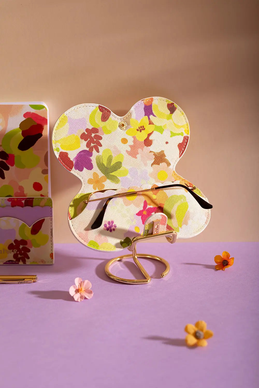 all-the-ways-to-say-spring-sweets-tui-lunettes-floral-cuir-pu image 4