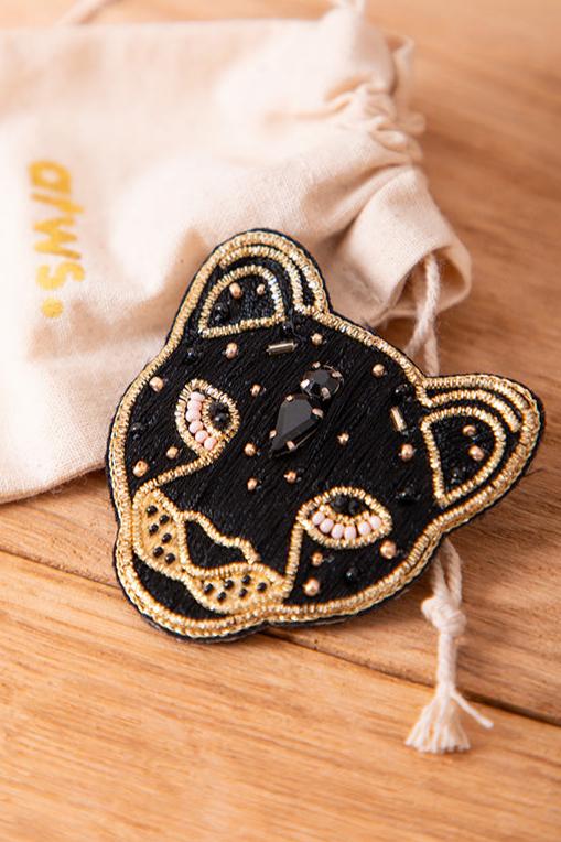 all-the-ways-to-say-black-leopard-broche-brod-e-50x55-mm image 2