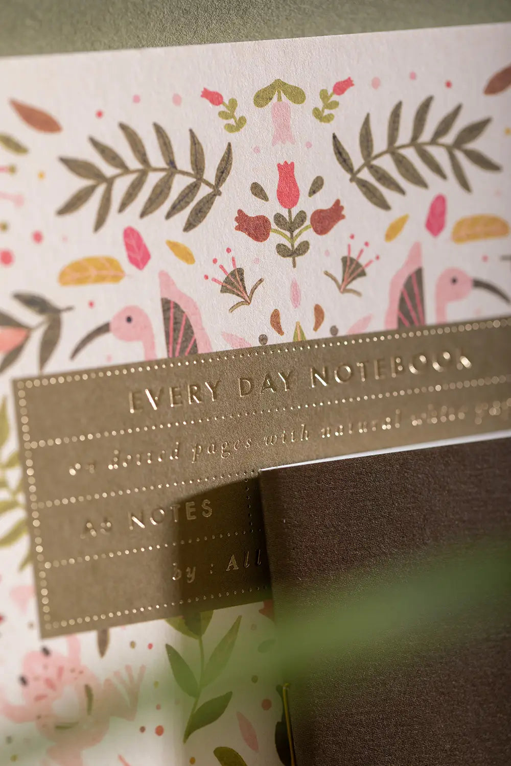 all-the-ways-to-say-pink-croco-carnet-a5-crocodile-rose-dor image 2