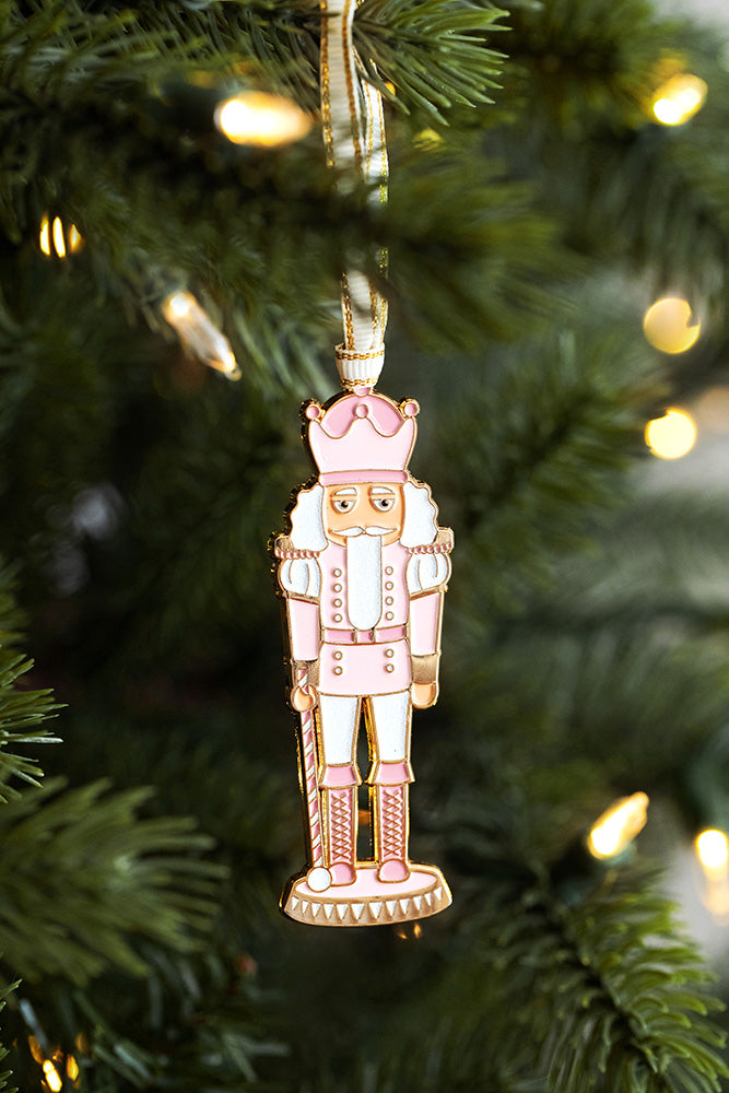 all-the-ways-to-say-nut-cracker-ornement-no-l-mail-dor image 2
