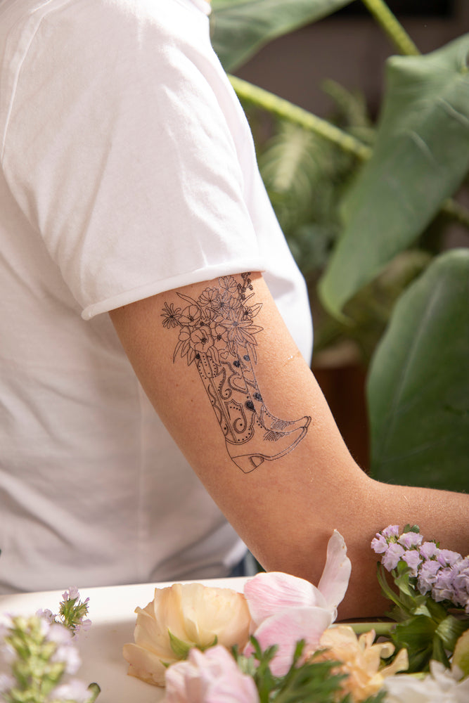 all-the-ways-to-say-santiag-tatouages-temporaires-x2-western image 4