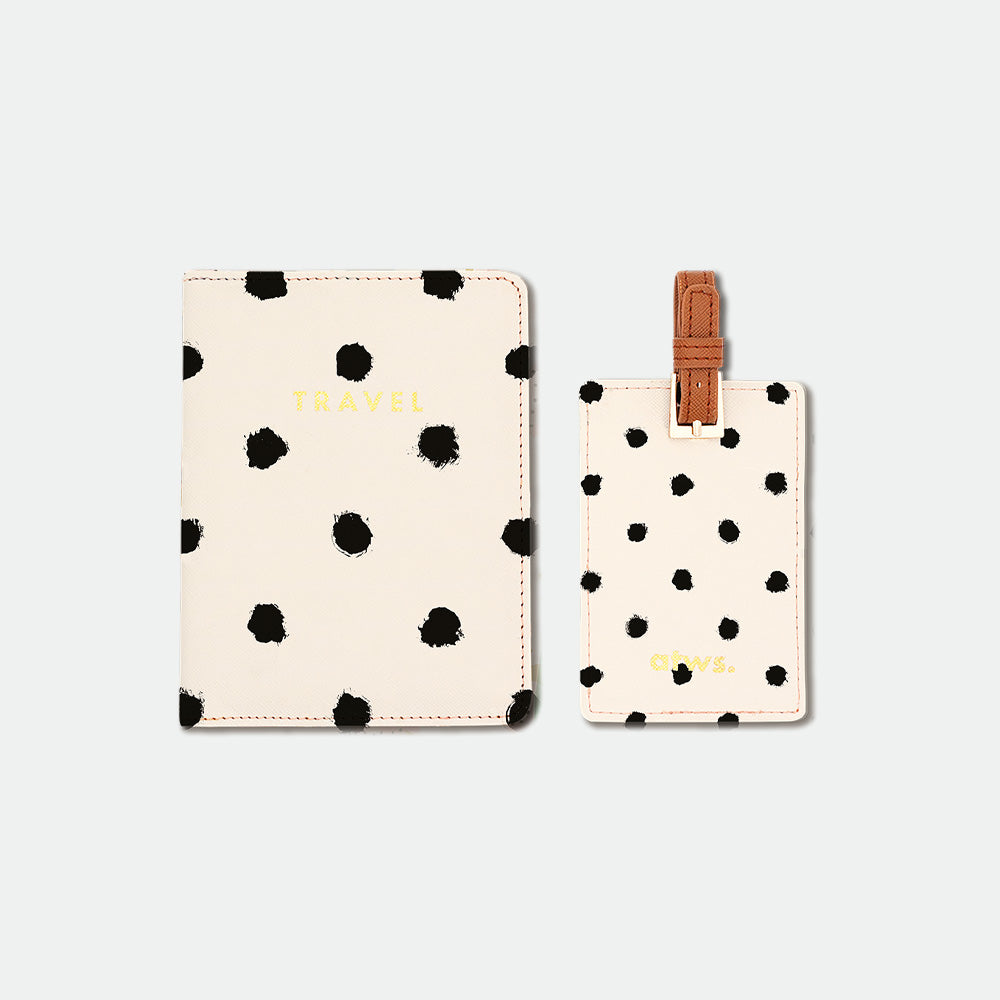 all-the-ways-to-say-painted-dots-set-voyage-passeport-pois image 1