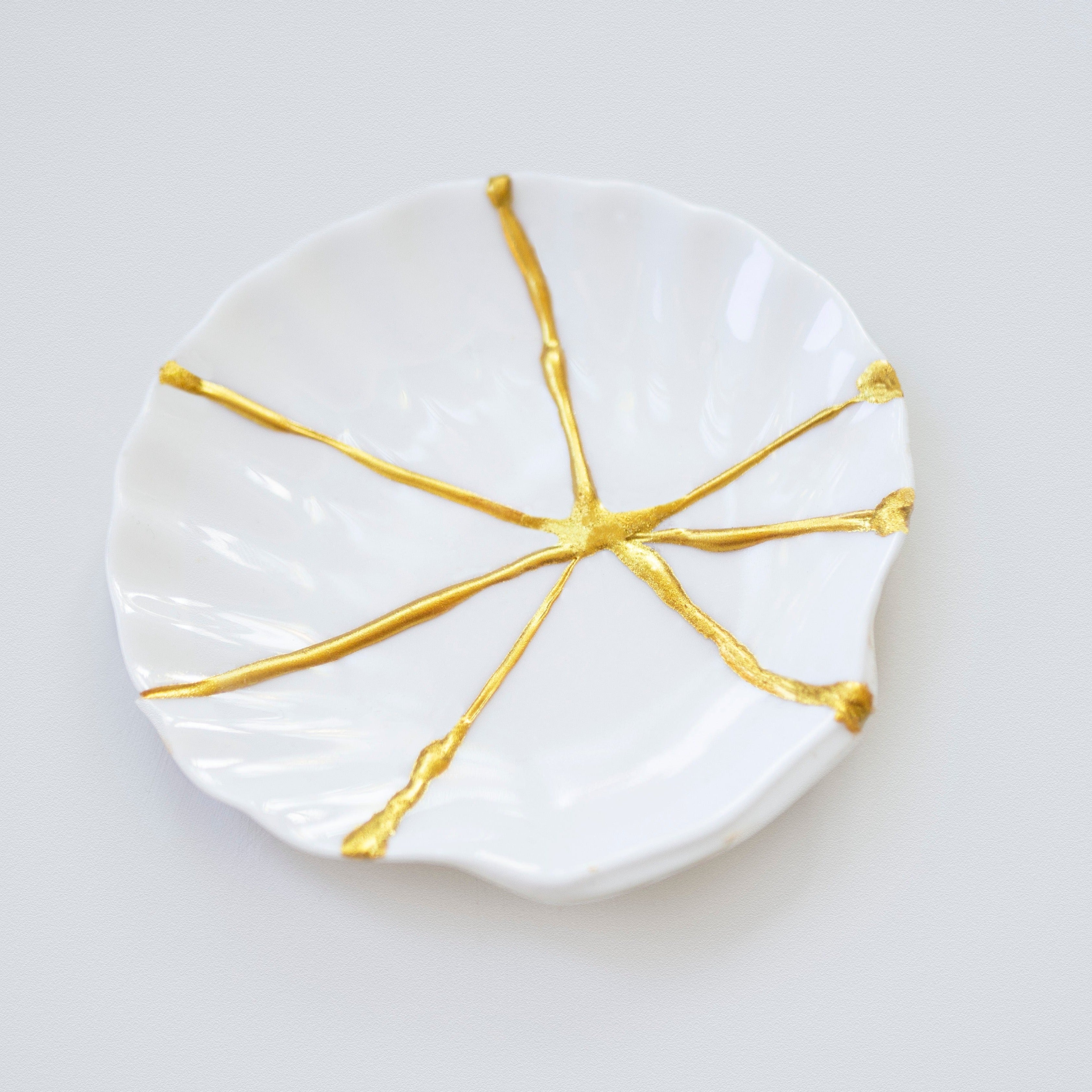mora-approved-kintsugi-kit-kintsugi-c-ur-c-ramique-or image 2