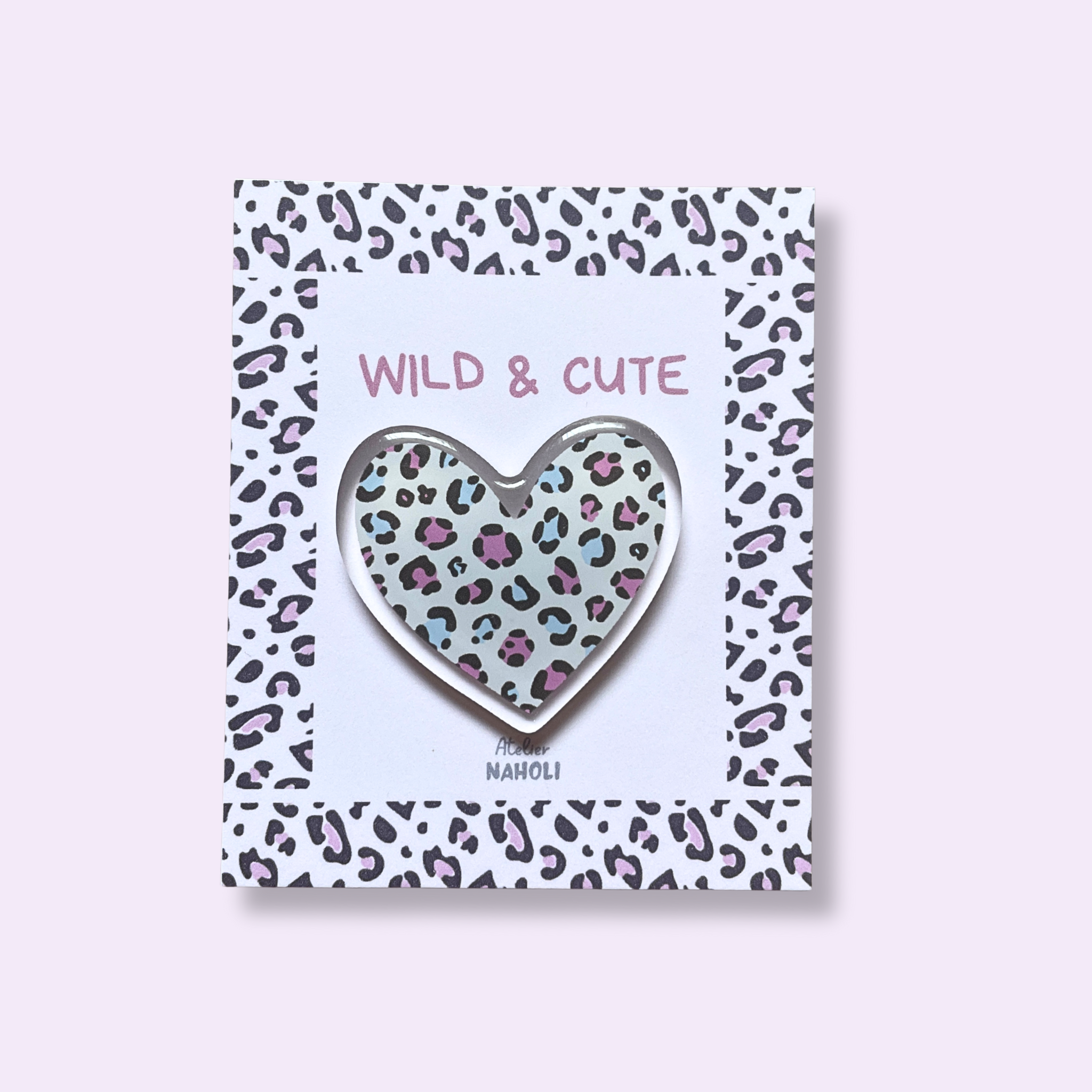 atelier-naholi-pins-c-ur-l-opard-pin-s-acrylique-3-8-cm image 1