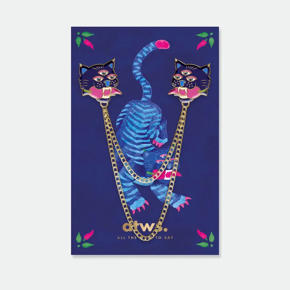 all-the-way-to-say-duo-tiger-chain-pin-s-tigre-mail-dor image 1