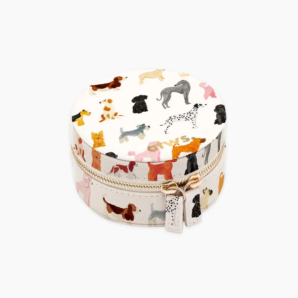 all-the-ways-to-say-dogs-bo-te-bijoux-cuir-chiens-ronde image 1