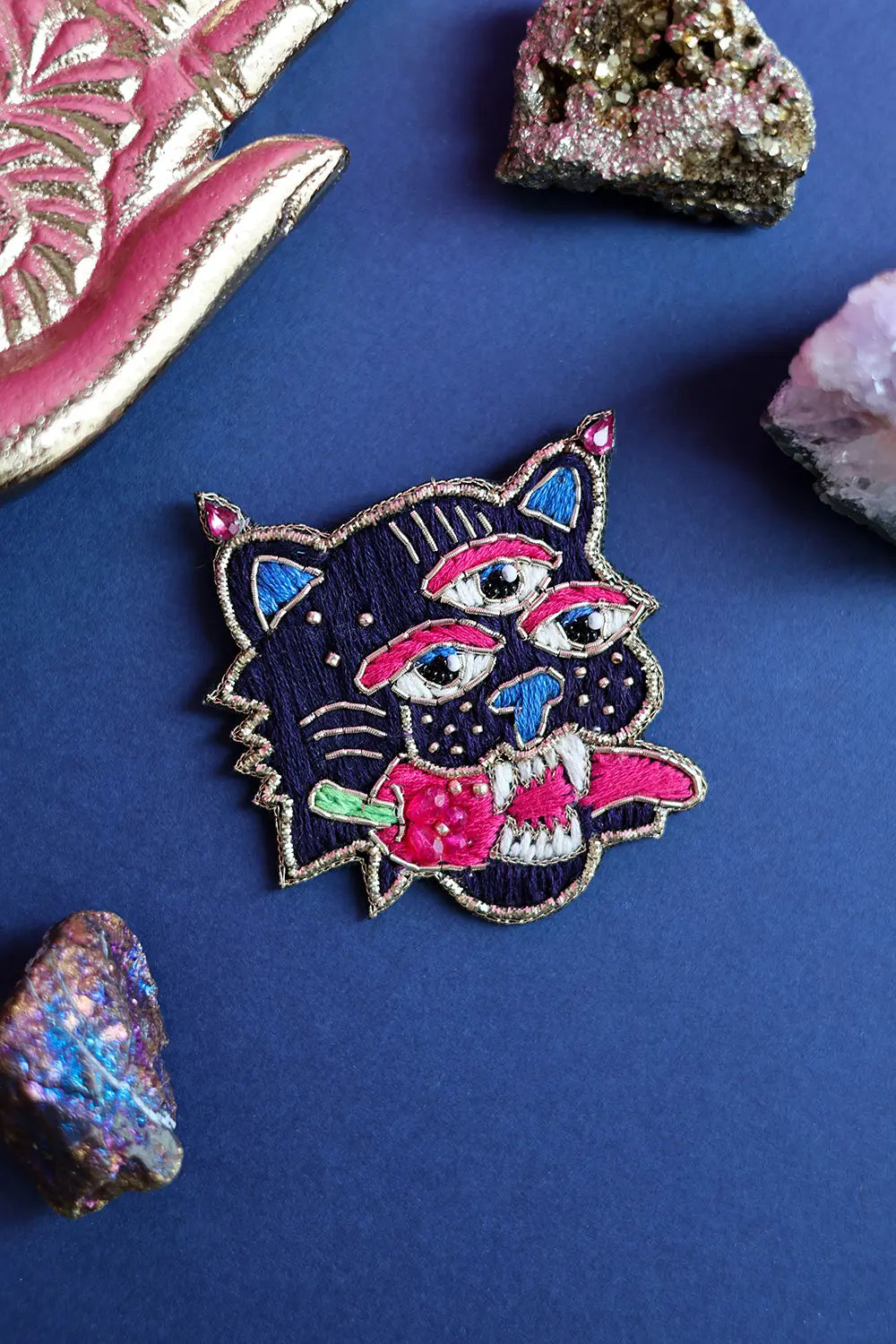 all-the-way-to-say-pin-s-mexican-tiger-broche-brod-e-65x60-mm image 2