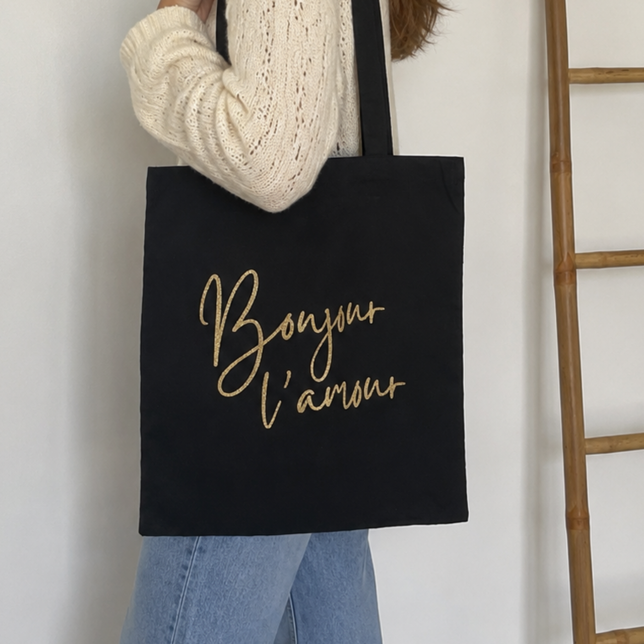 atelier-naholi-tote-bag-bonjour-l-amour-noir-dor-paillettes image 2