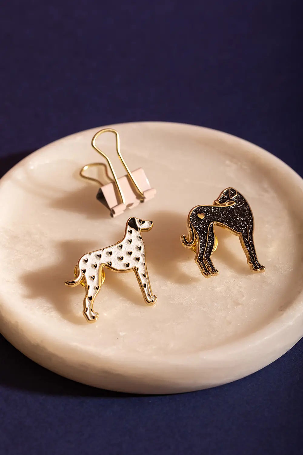 all-the-ways-to-say-greyhound-pin-s-l-vrier-mail-dor-30mm image 5
