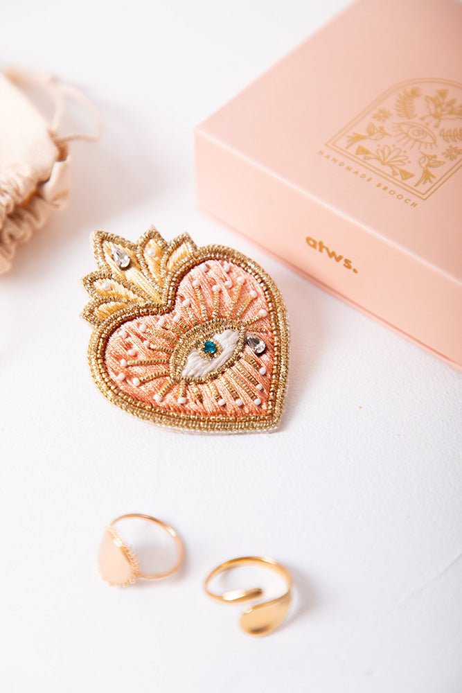 all-the-ways-to-say-ex-voto-broche-brod-e-dor-e-70-mm image 8