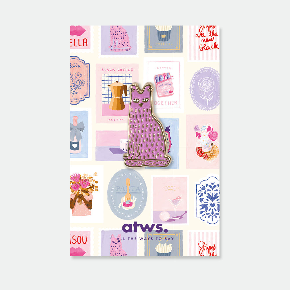 all-the-way-to-say-holly-the-cat-pin-s-chat-dor-23-mm image 1