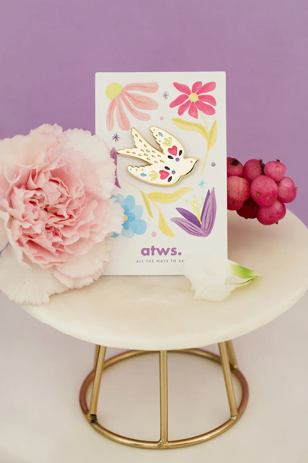 all-the-ways-to-say-lovebird-pin-s-oiseau-dor-34-mm image 4