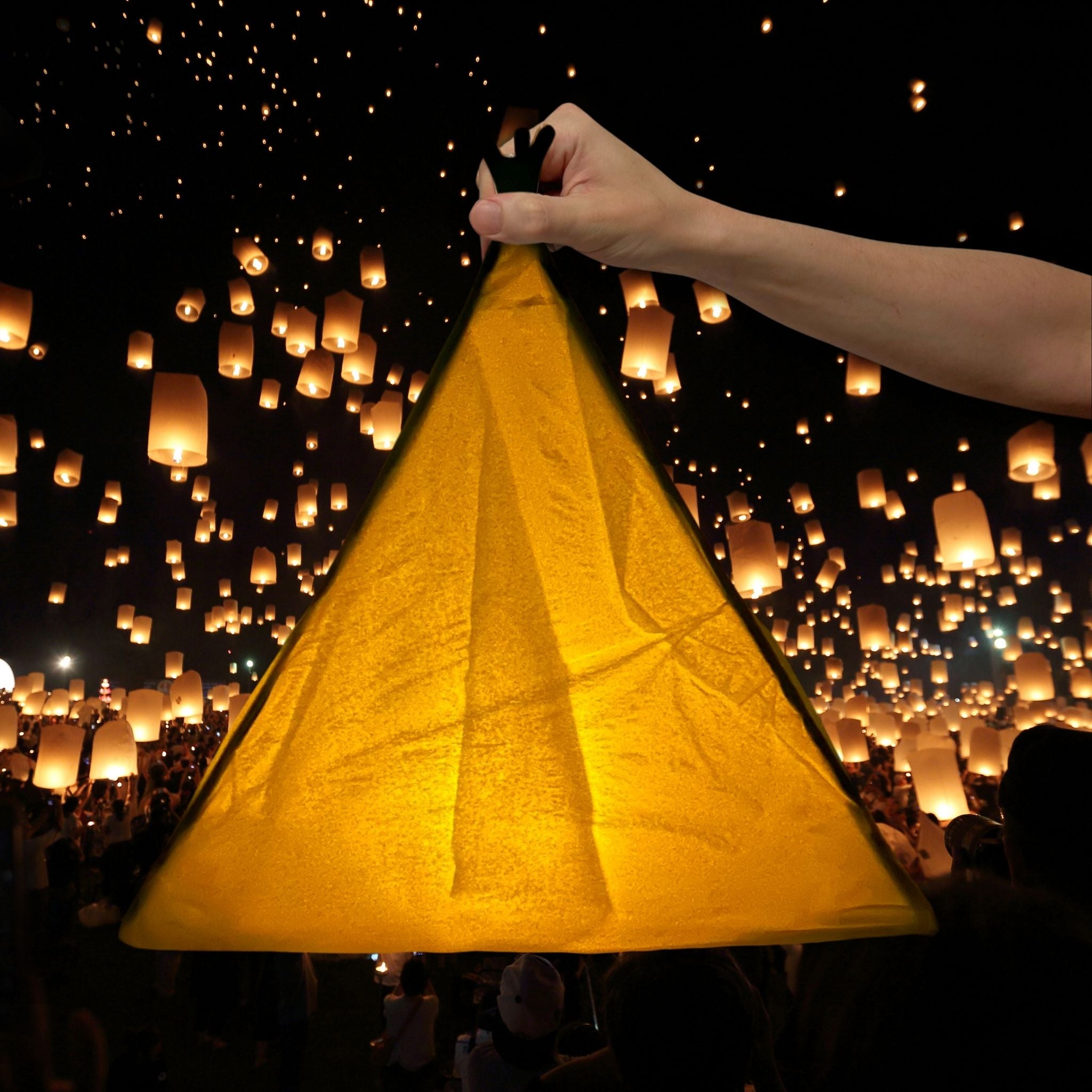 carnival-papers-lantern-making-kits-kit-lanterne-lumineuse-50cm image 5