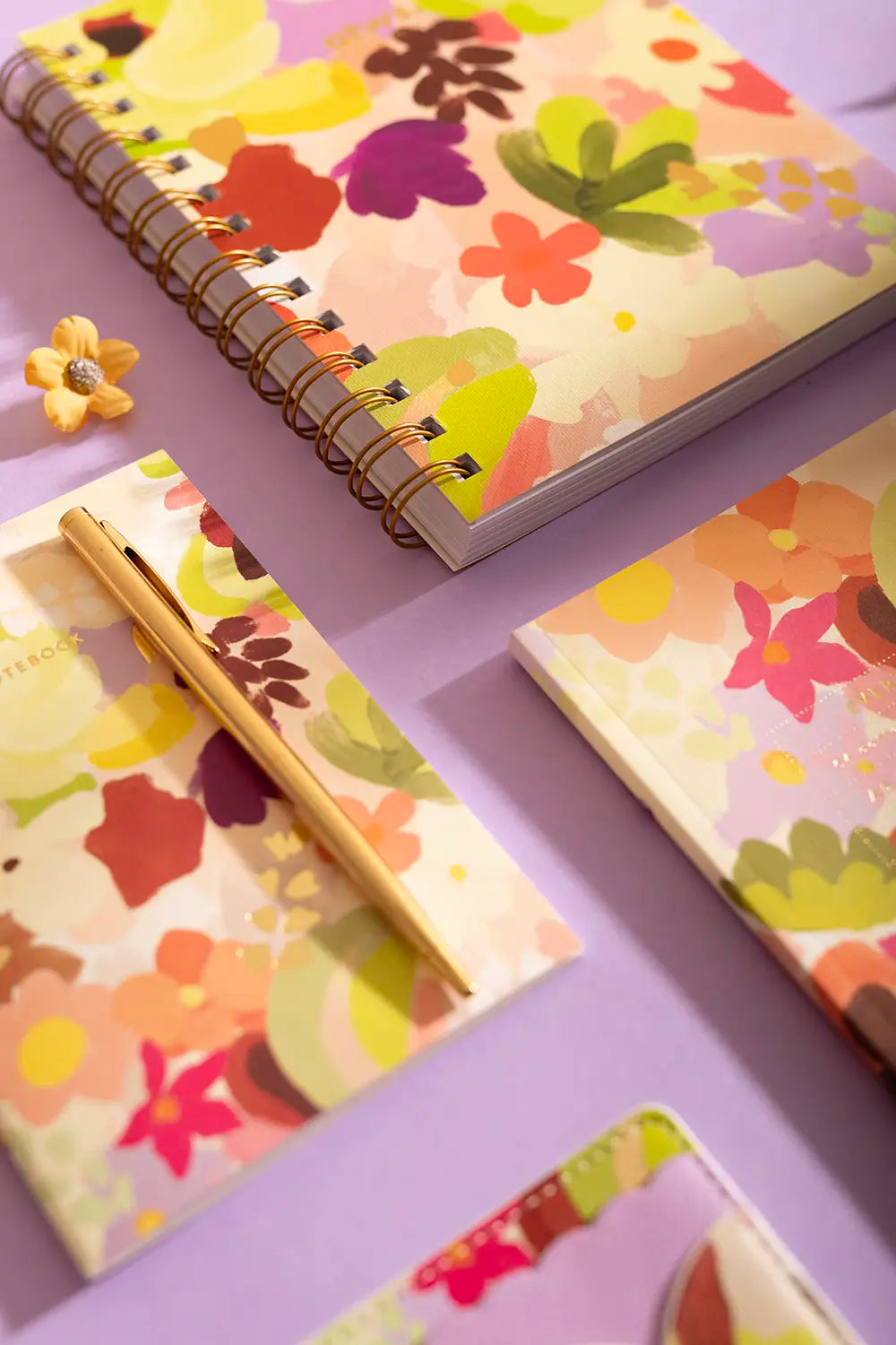 all-the-way-to-say-spring-sweets-carnet-spirale-a5-fleurs-dor image 4
