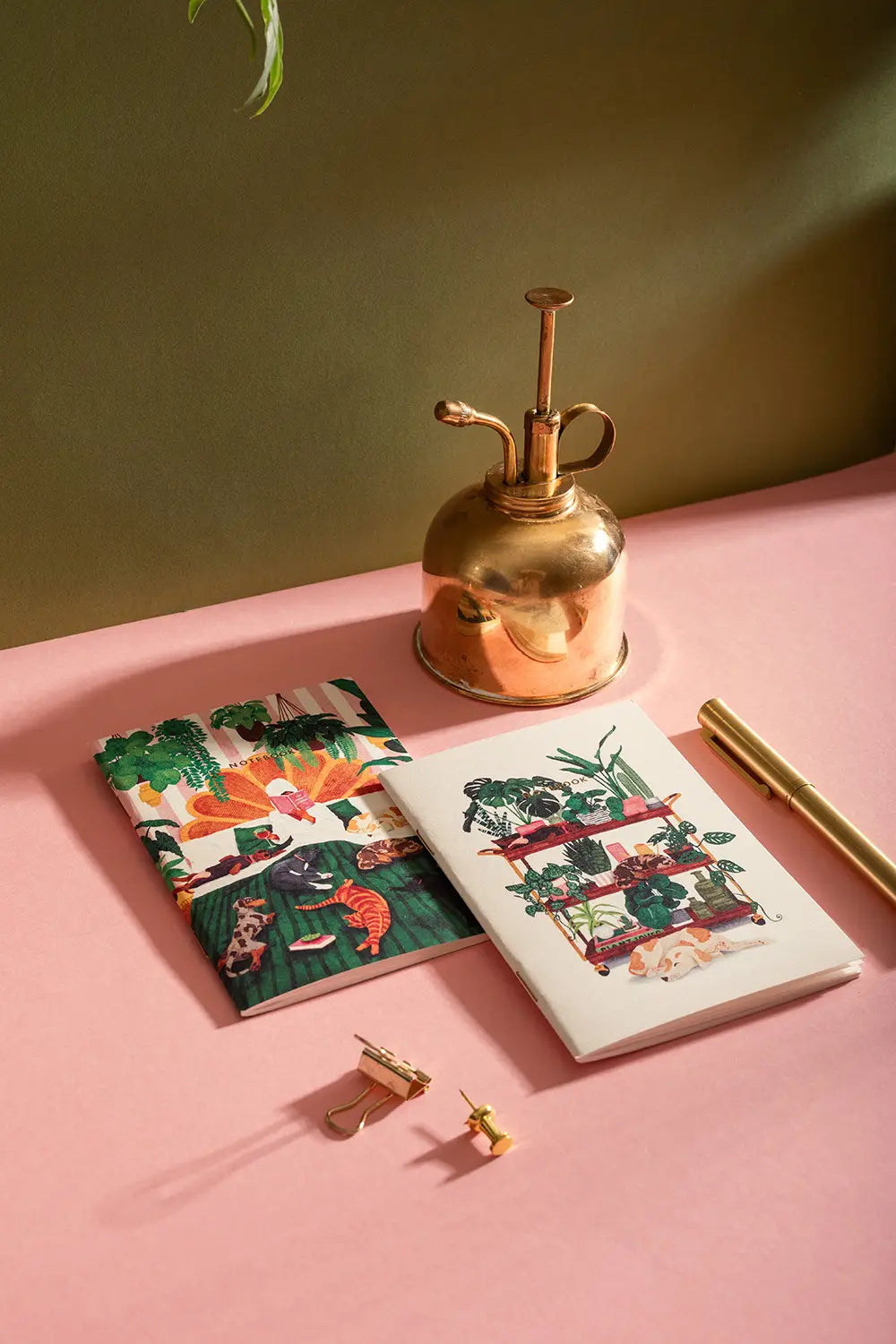 all-the-ways-to-say-life-with-pets-plants-duo-carnets-a6-dor-s image 2