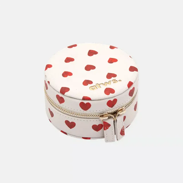 all-the-ways-to-say-heart-bo-te-bijoux-coeur-voyage-pu image 1