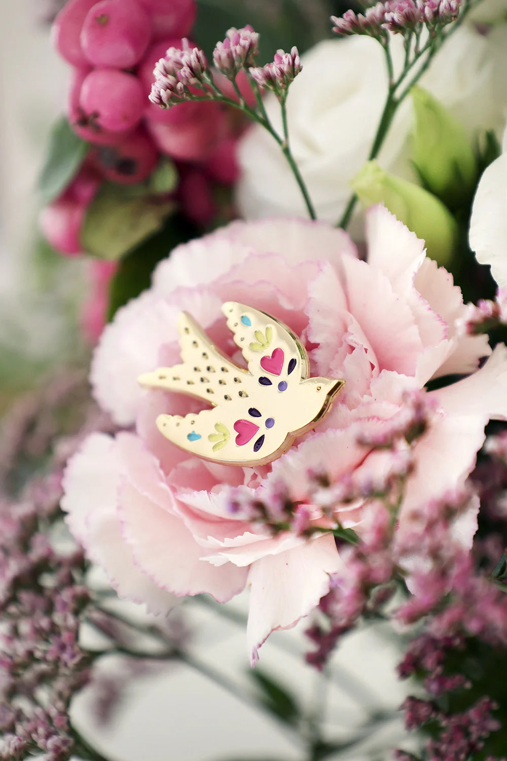 all-the-ways-to-say-lovebird-pin-s-oiseau-dor-34-mm image 2