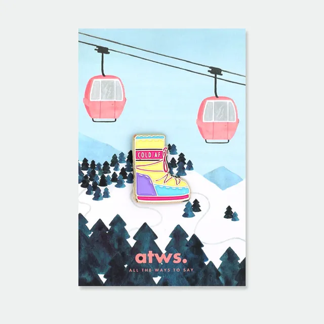 all-the-ways-to-say-moon-boots-pin-s-bottes-hiver-dor image 1