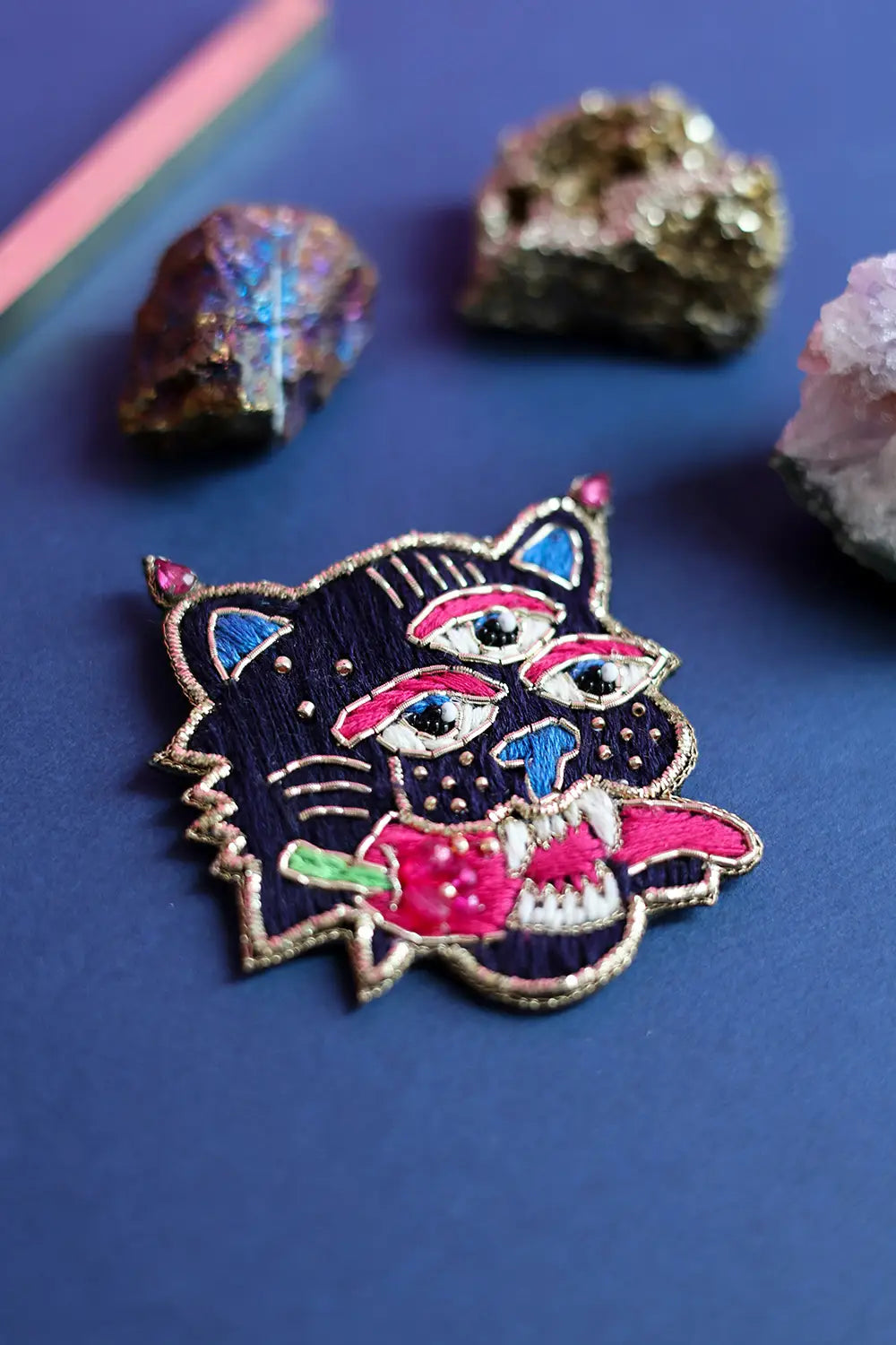 all-the-way-to-say-pin-s-mexican-tiger-broche-brod-e-65x60-mm image 6