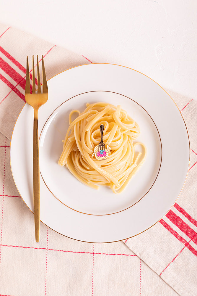 all-the-ways-to-say-fork-and-pasta-pin-s-maill-dor-23mm image 4