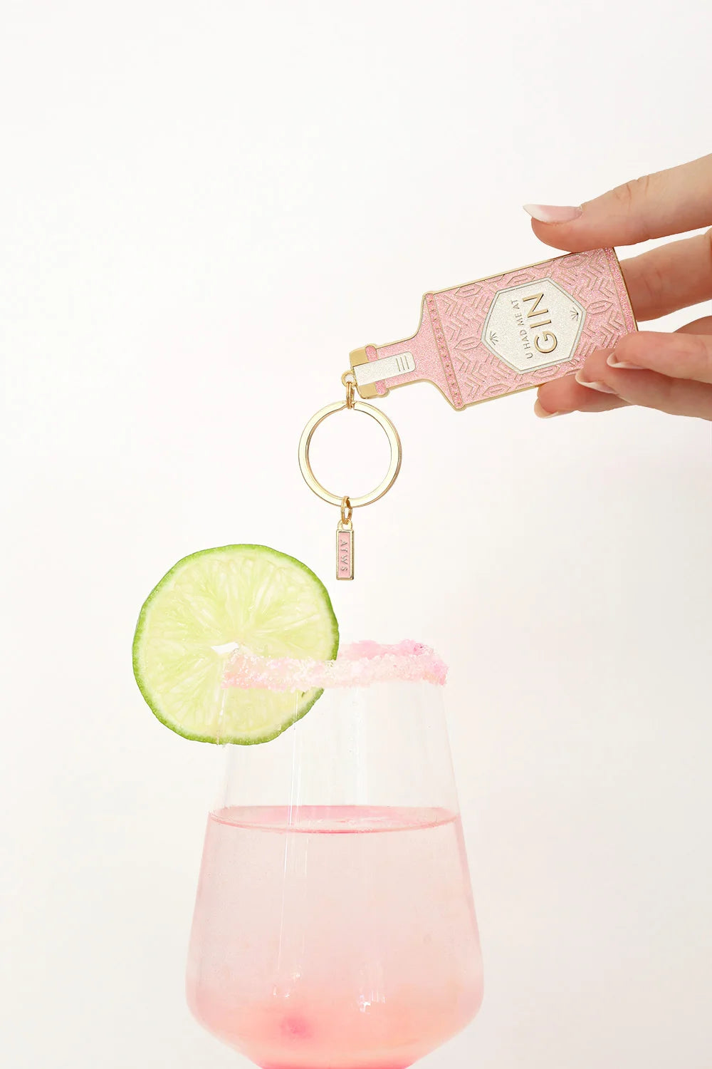 all-the-way-to-say-u-had-me-at-gin-porte-cl-s-mail-79-mm image 2