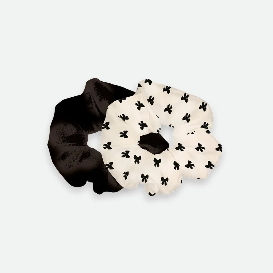 all-the-ways-to-say-black-bow-duo-chouchous-noir-ruban image 1