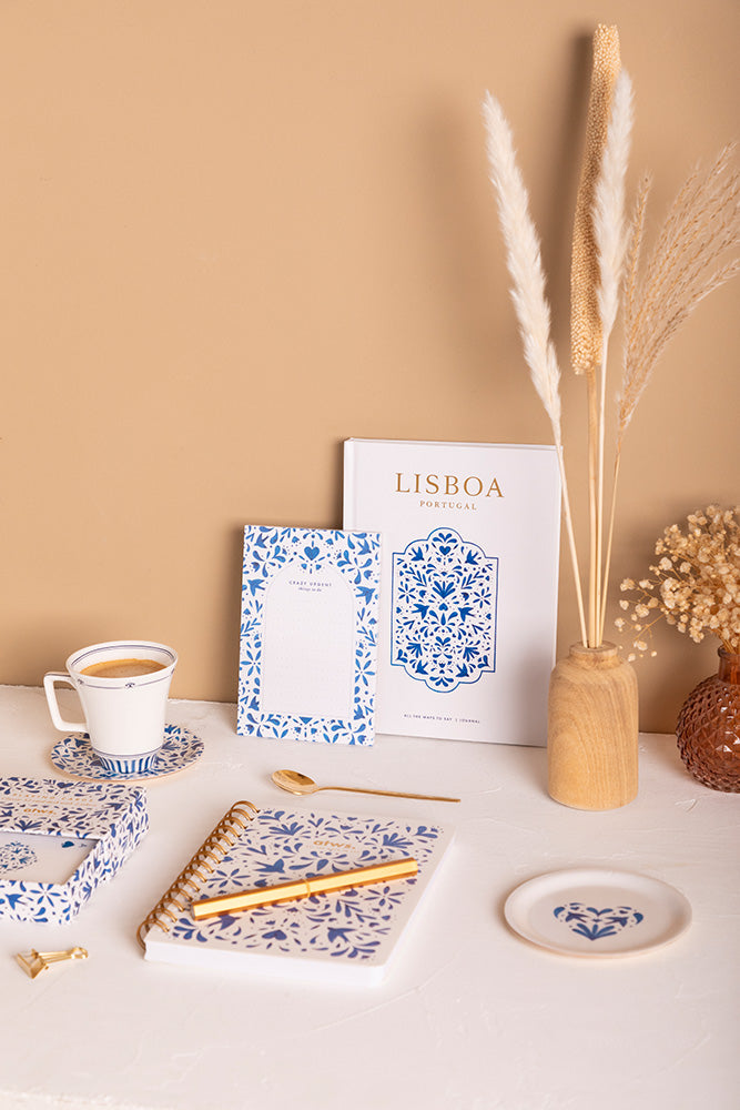 all-the-ways-to-say-lisboa-carnet-rigide-a5-lign-azulejos image 4