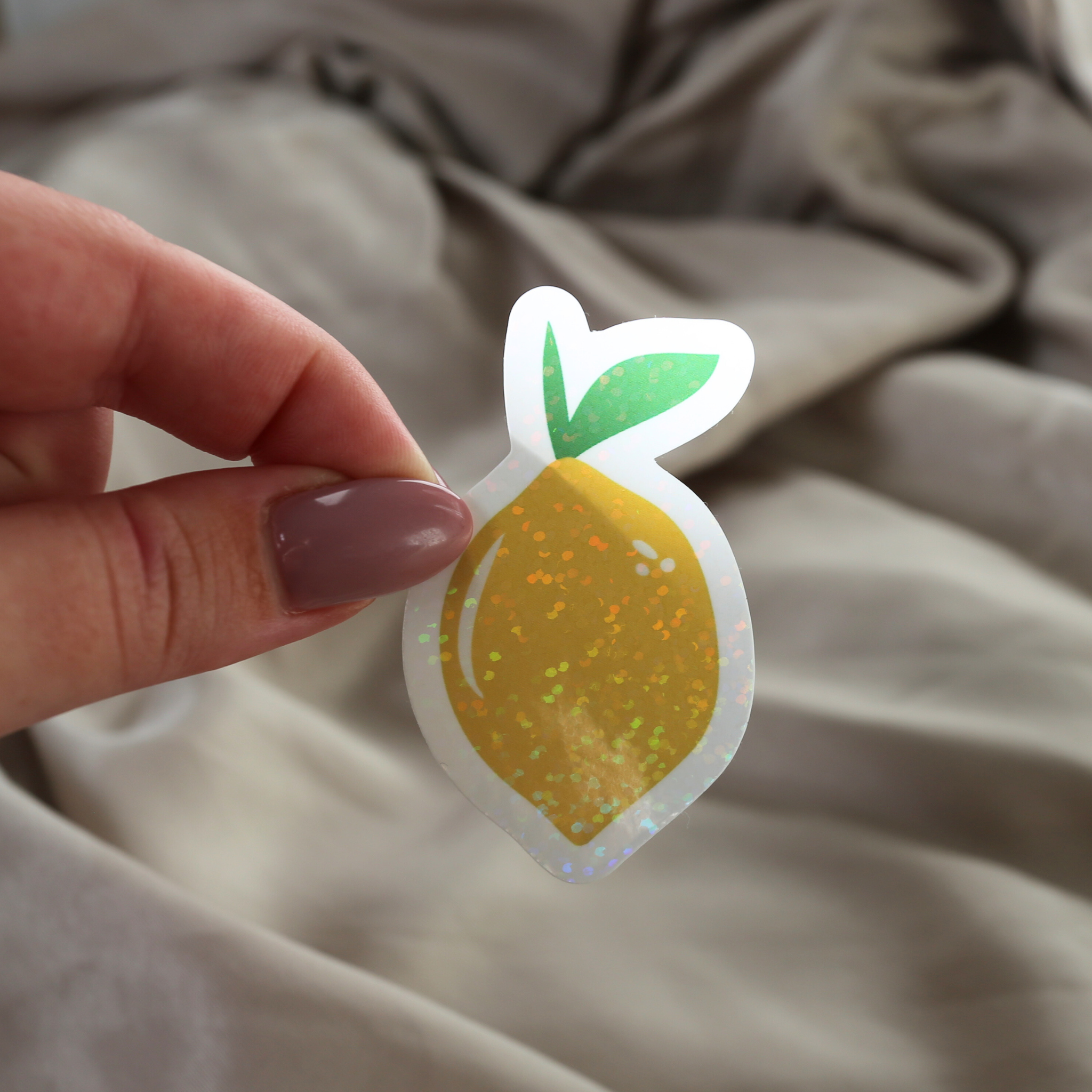 atelier-naholi-stickers-l-unit-citron-sticker-holographique image 2