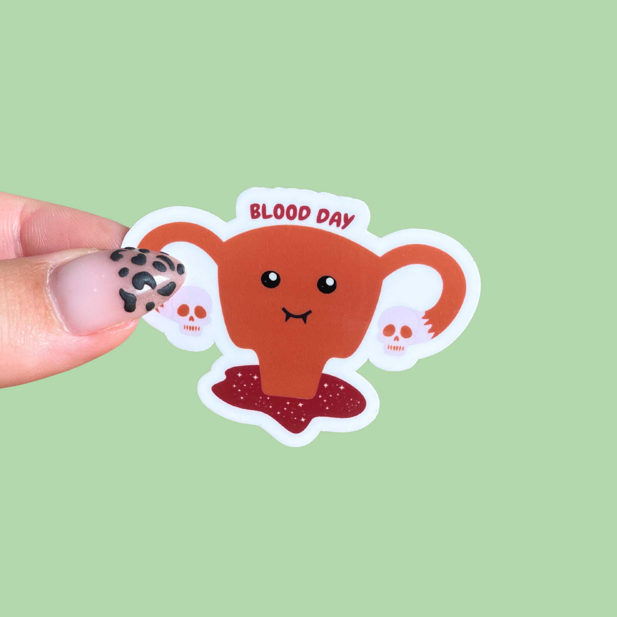atelier-naholi-sticker-uterus-vampire-autocollant-brillant image 1