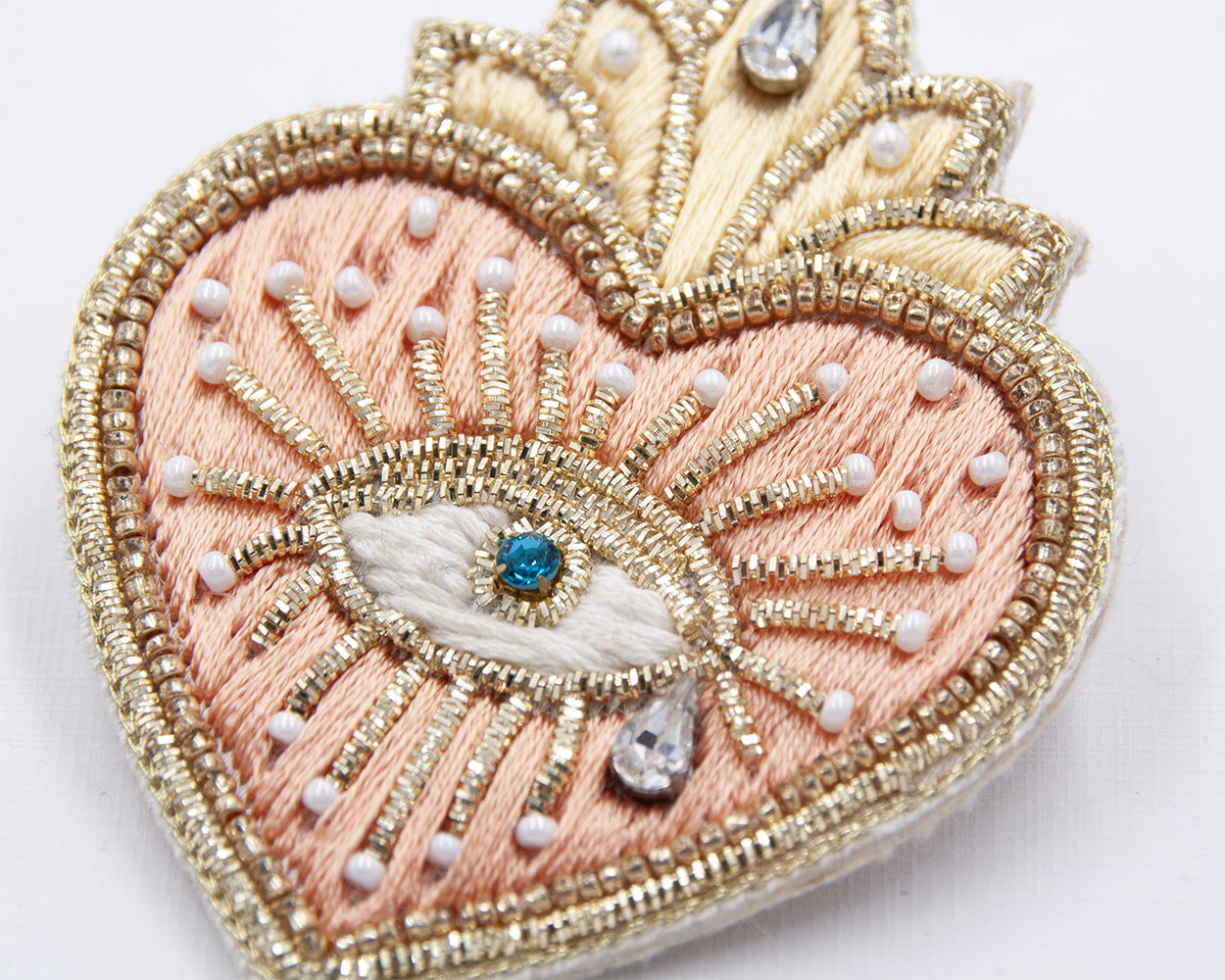 all-the-ways-to-say-ex-voto-broche-brod-e-dor-e-70-mm image 3