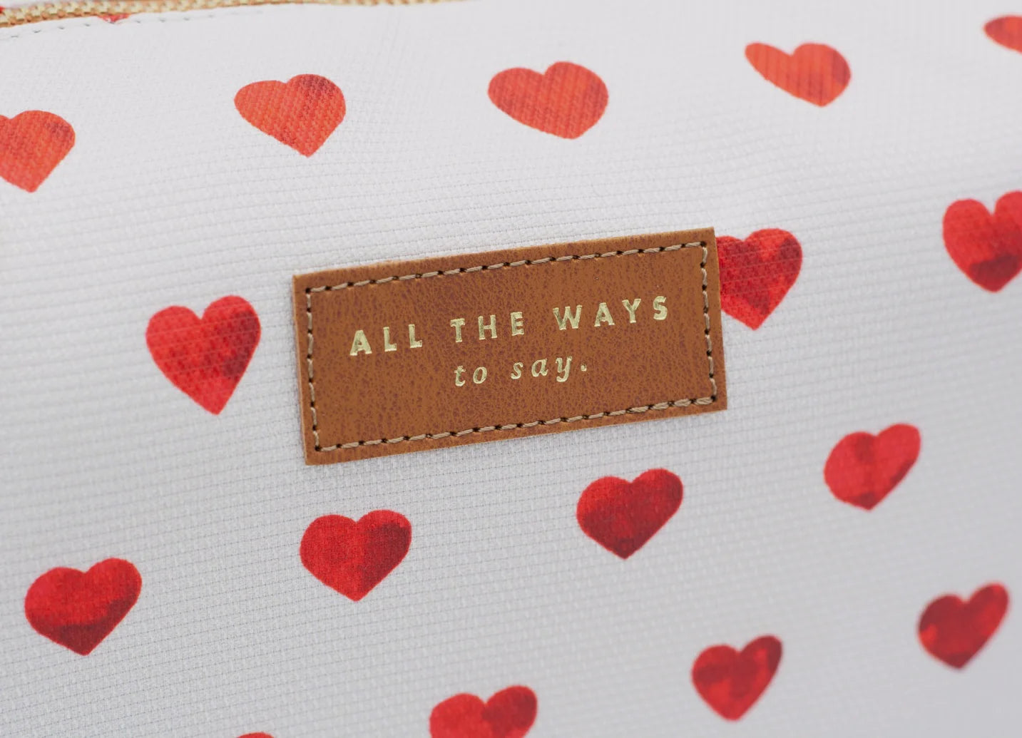 all-the-ways-to-say-fucking-cute-trousse-toilette-c-urs image 2