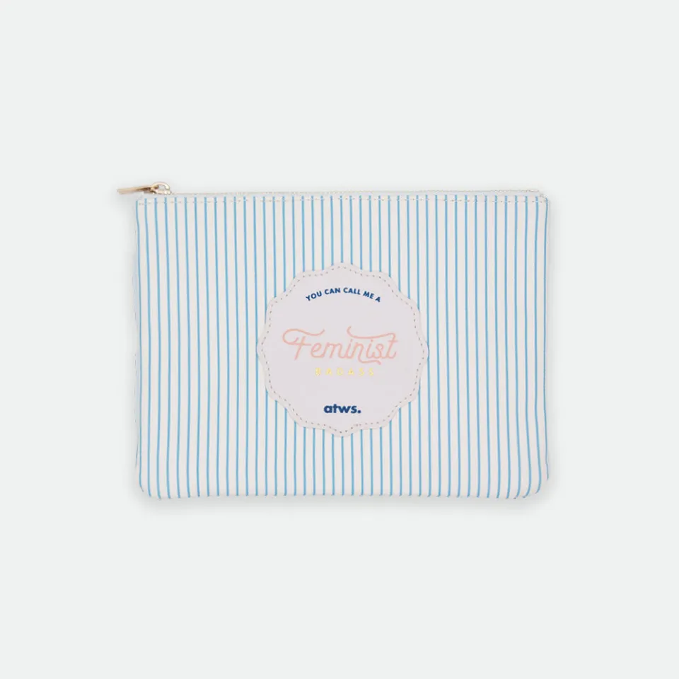 all-the-ways-to-say-feminist-badass-pochette-similicuir-19x14 image 1