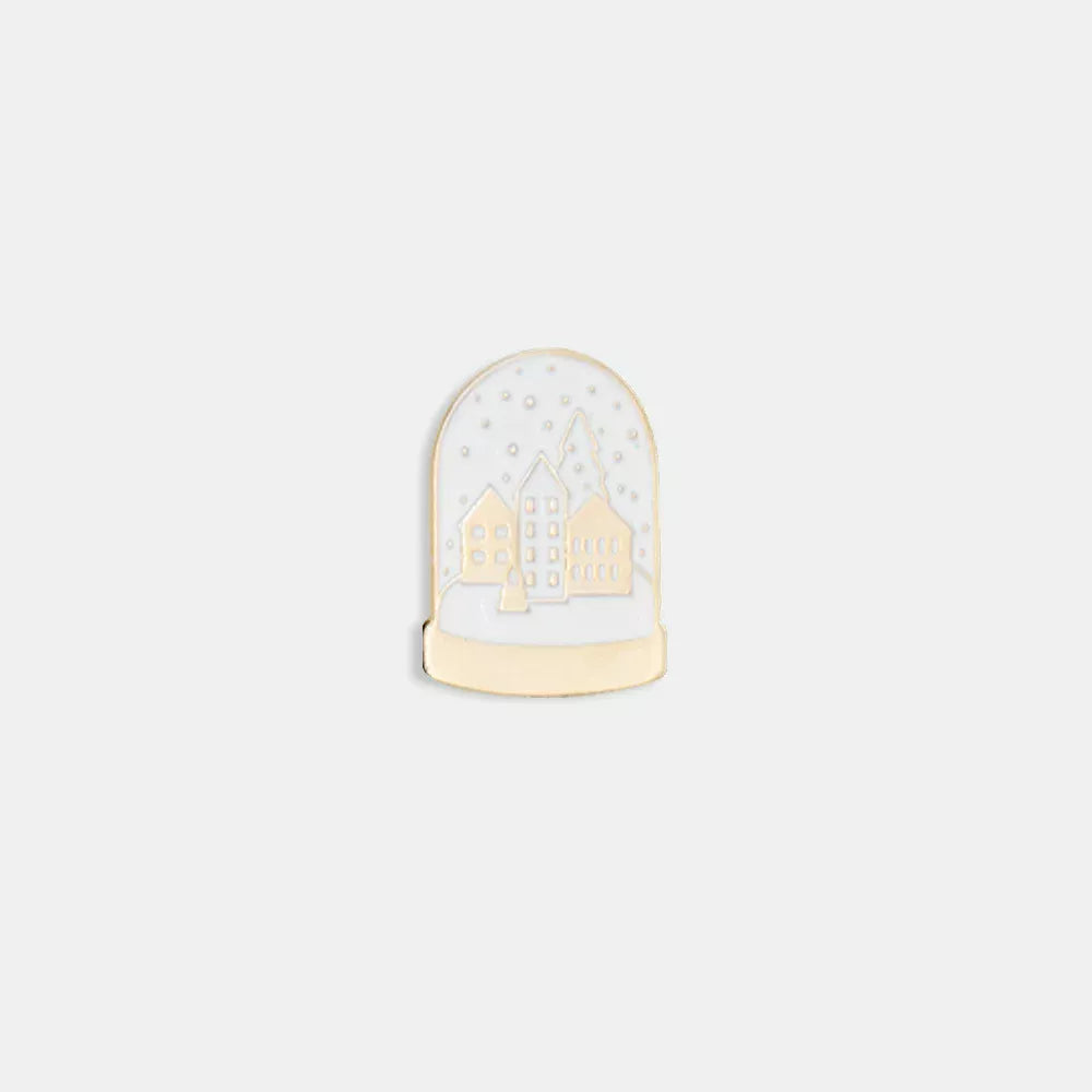 all-the-ways-to-say-chic-snowball-pin-s-boule-neige image 2
