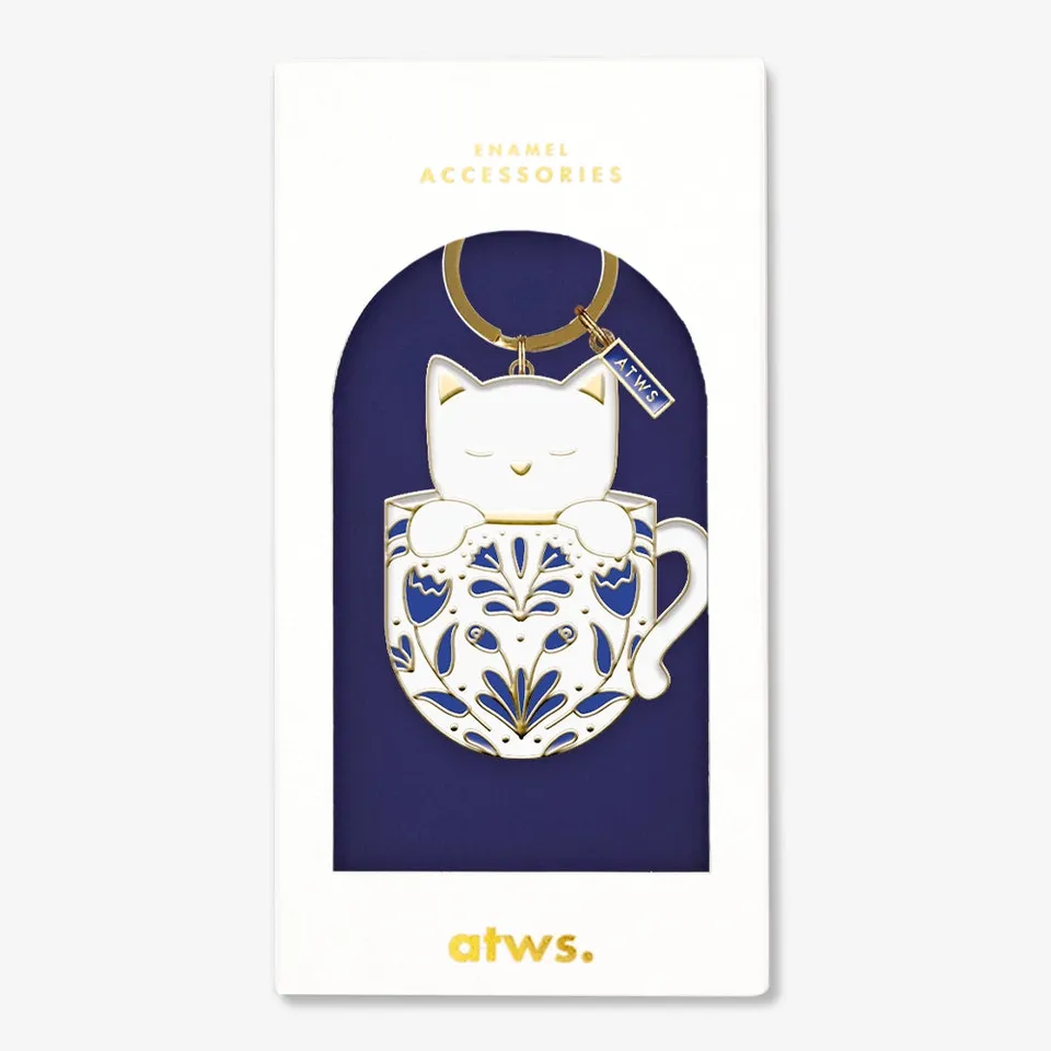 all-the-ways-to-say-cat-in-a-mug-porte-cl-s-chat-maill-dor image 1