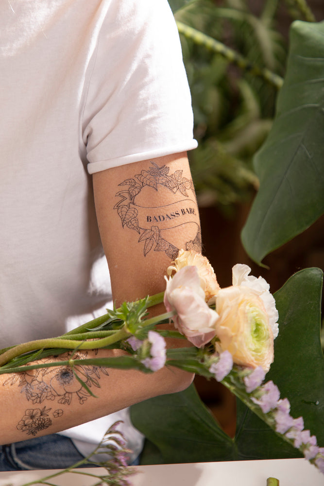 all-the-ways-to-say-badass-babe-tatouage-temporaire-2-planches image 2